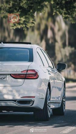 بی ئێم دەبڵیو سیریەس 7